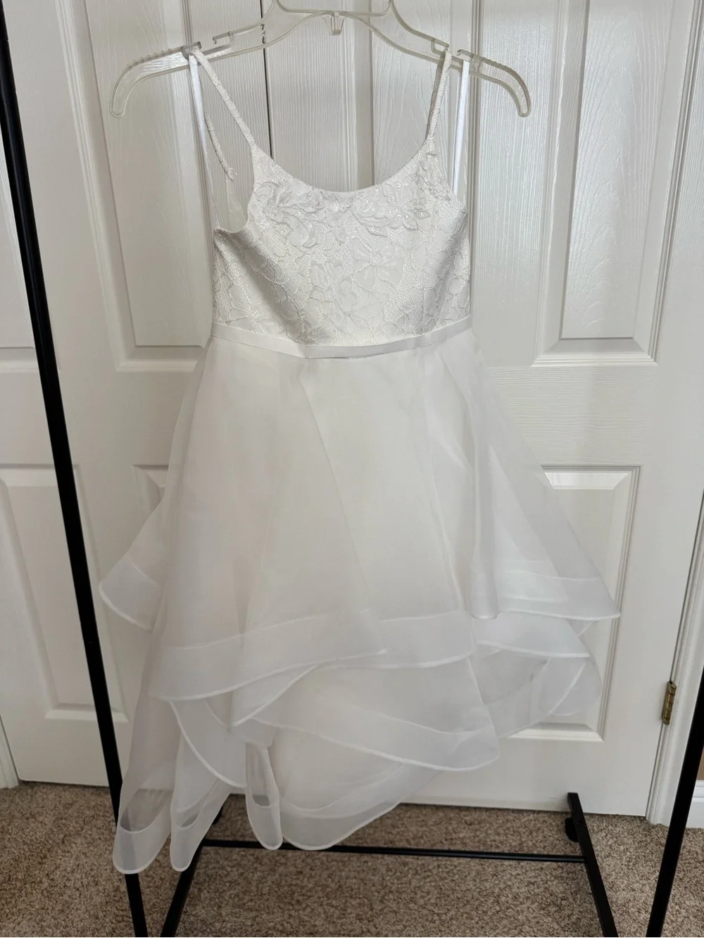 David's Bridal White Lace Bodice Organza Girls' Formal Dress, size 6 - Picture 4 of 5